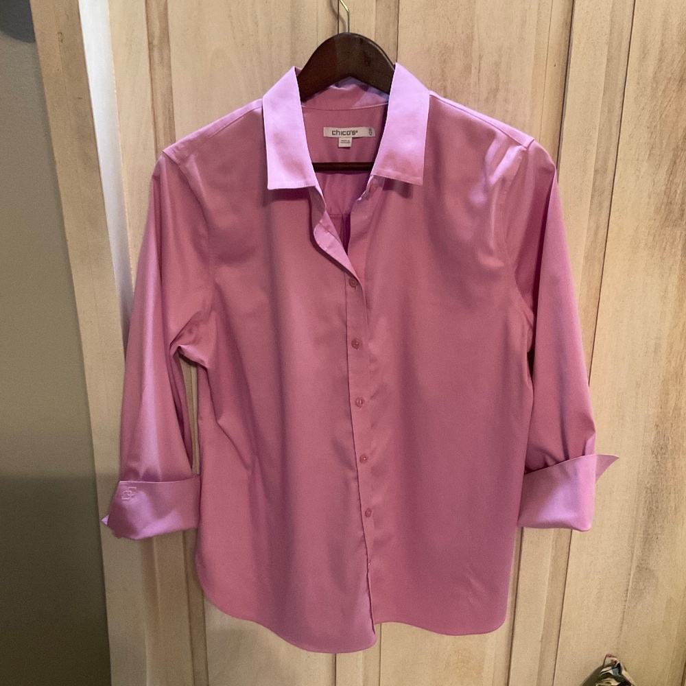 Chico’s Pink Button-Up Blouse – Size 1.5 (M/L) $35
